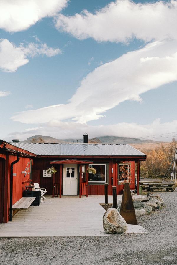 Abisko Mountain Lodge Экстерьер фото