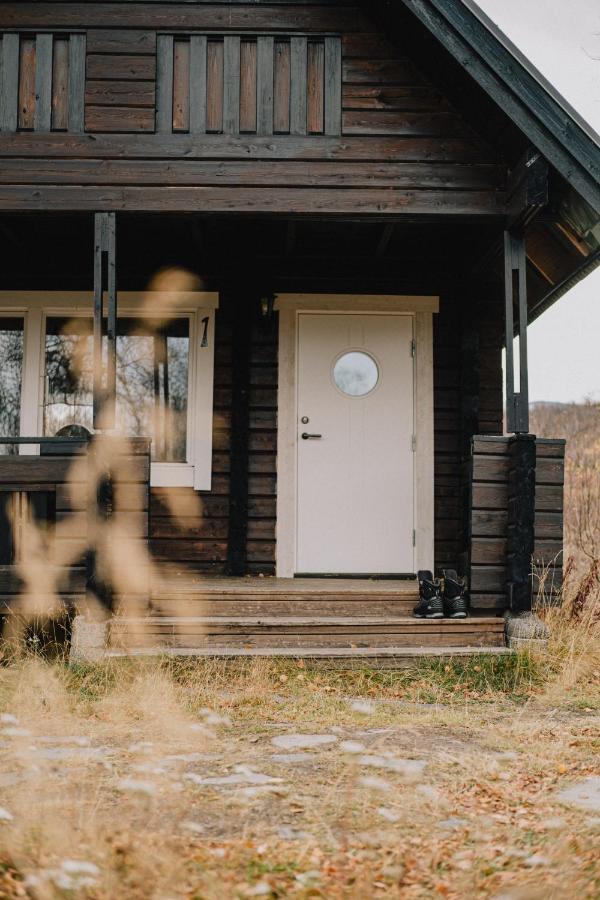 Abisko Mountain Lodge Экстерьер фото