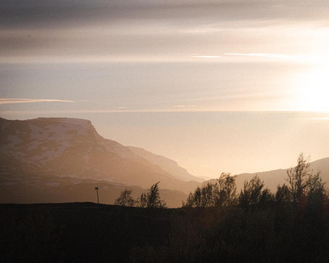 Abisko Mountain Lodge Экстерьер фото