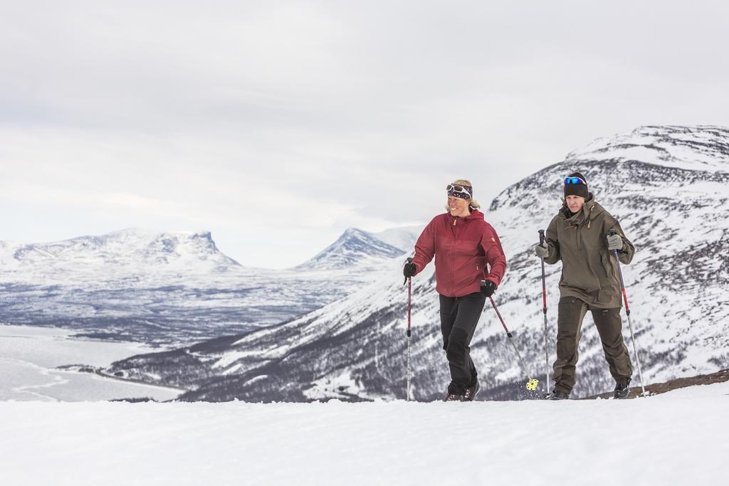 Abisko Mountain Lodge Экстерьер фото